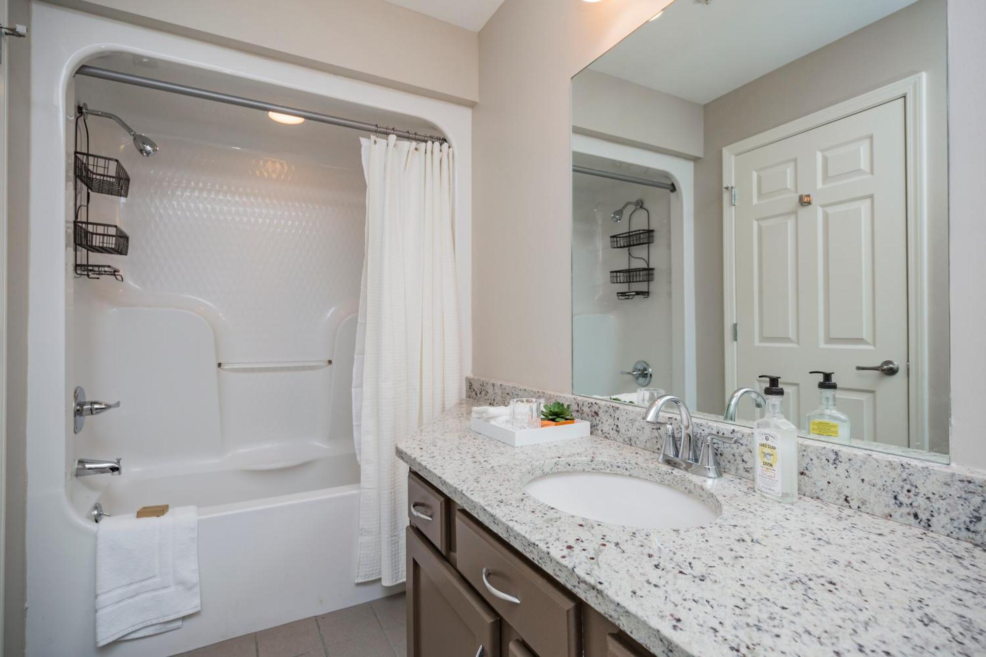 Mint House Nashville - Hillsboro Village Екстериор снимка